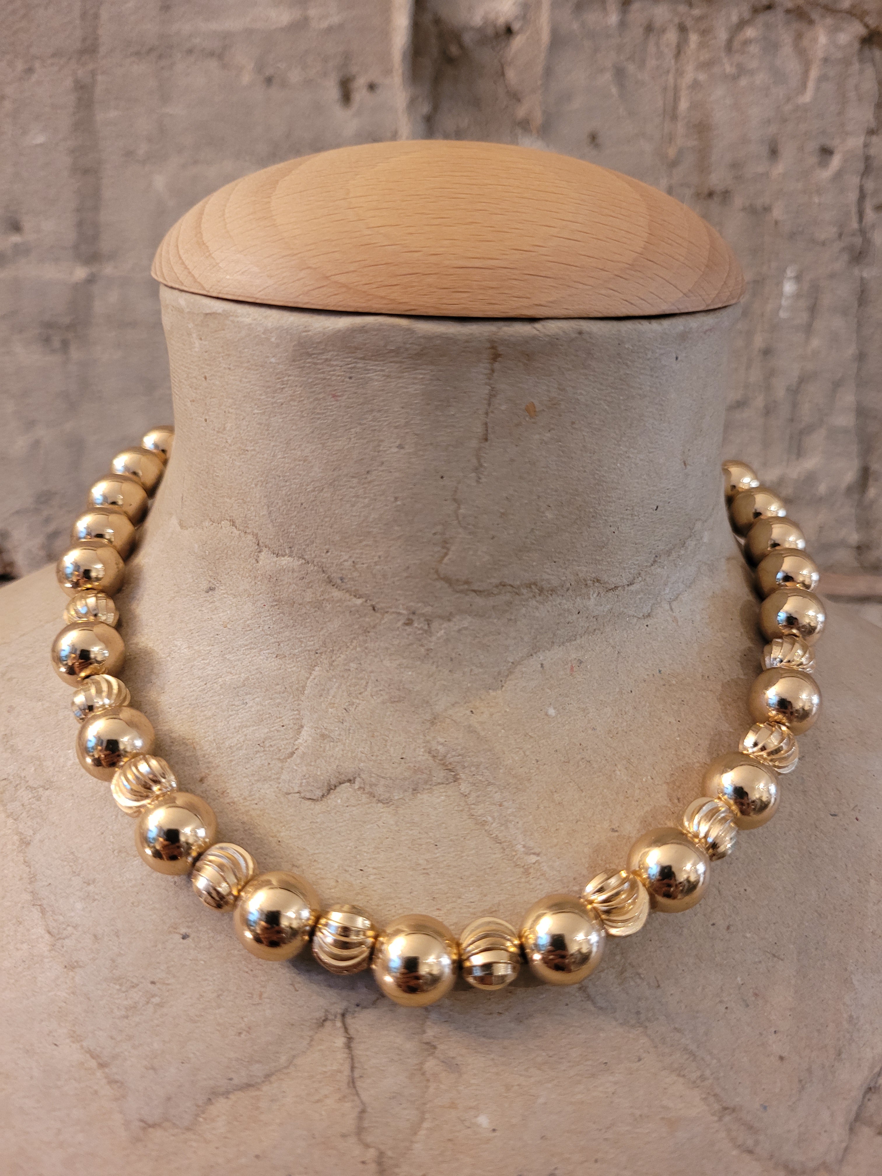 Chunky Bead Neckace