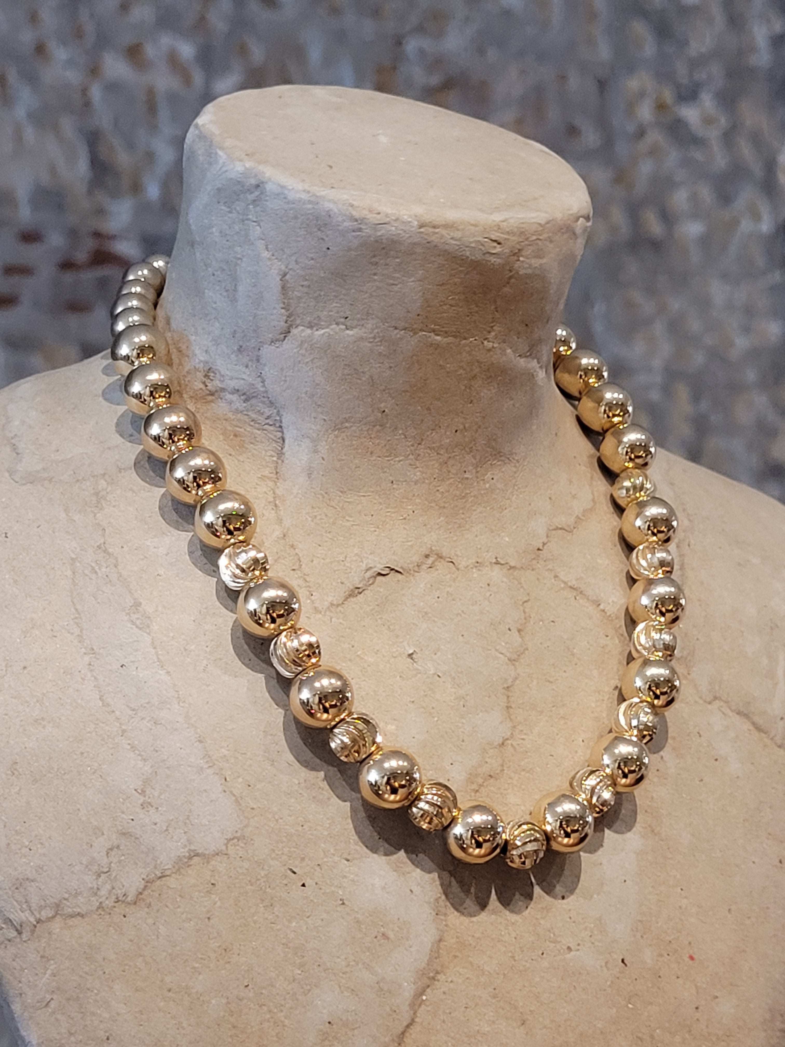Chunky Bead Neckace