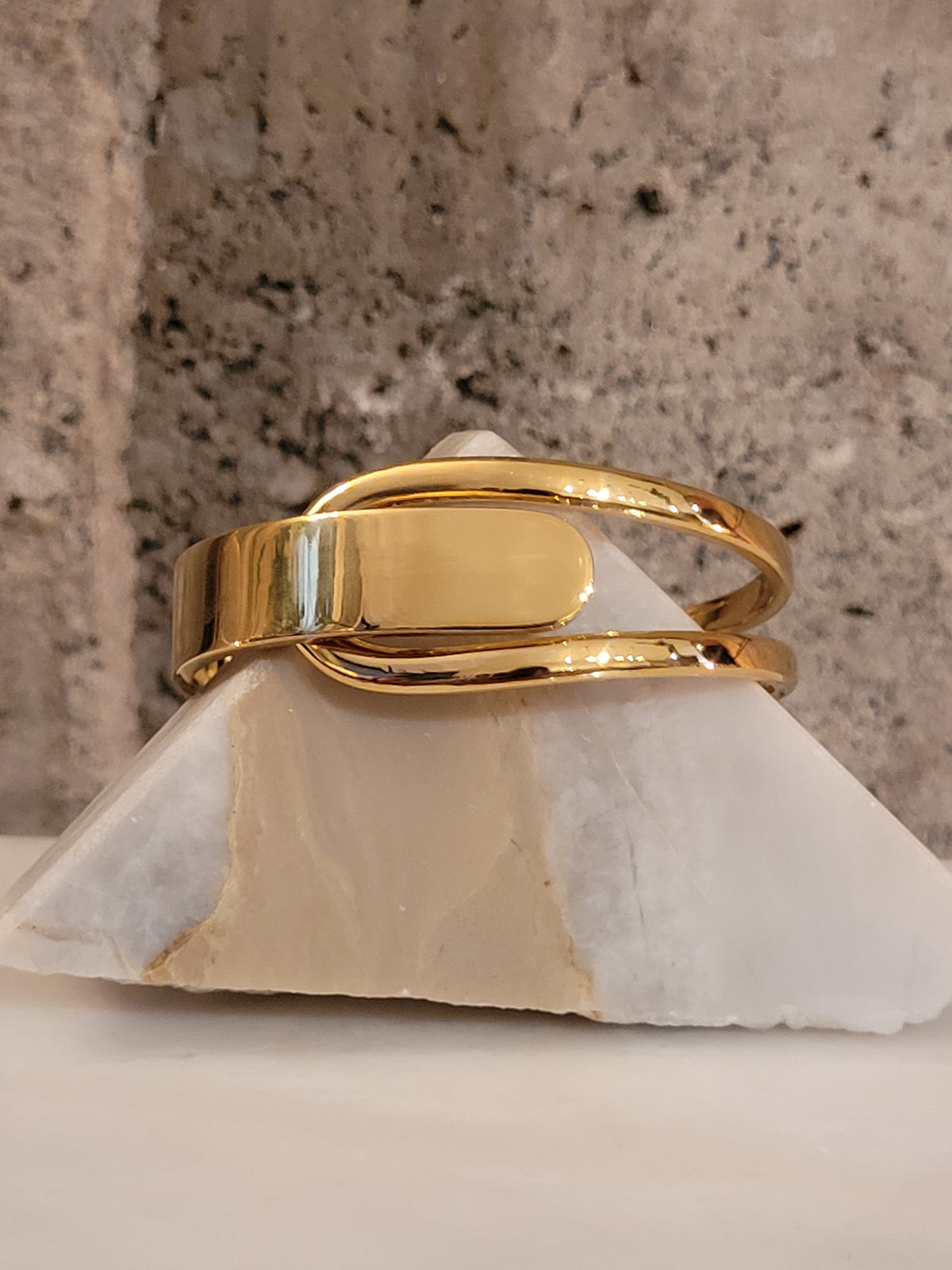Overlapping Loop Bracelet