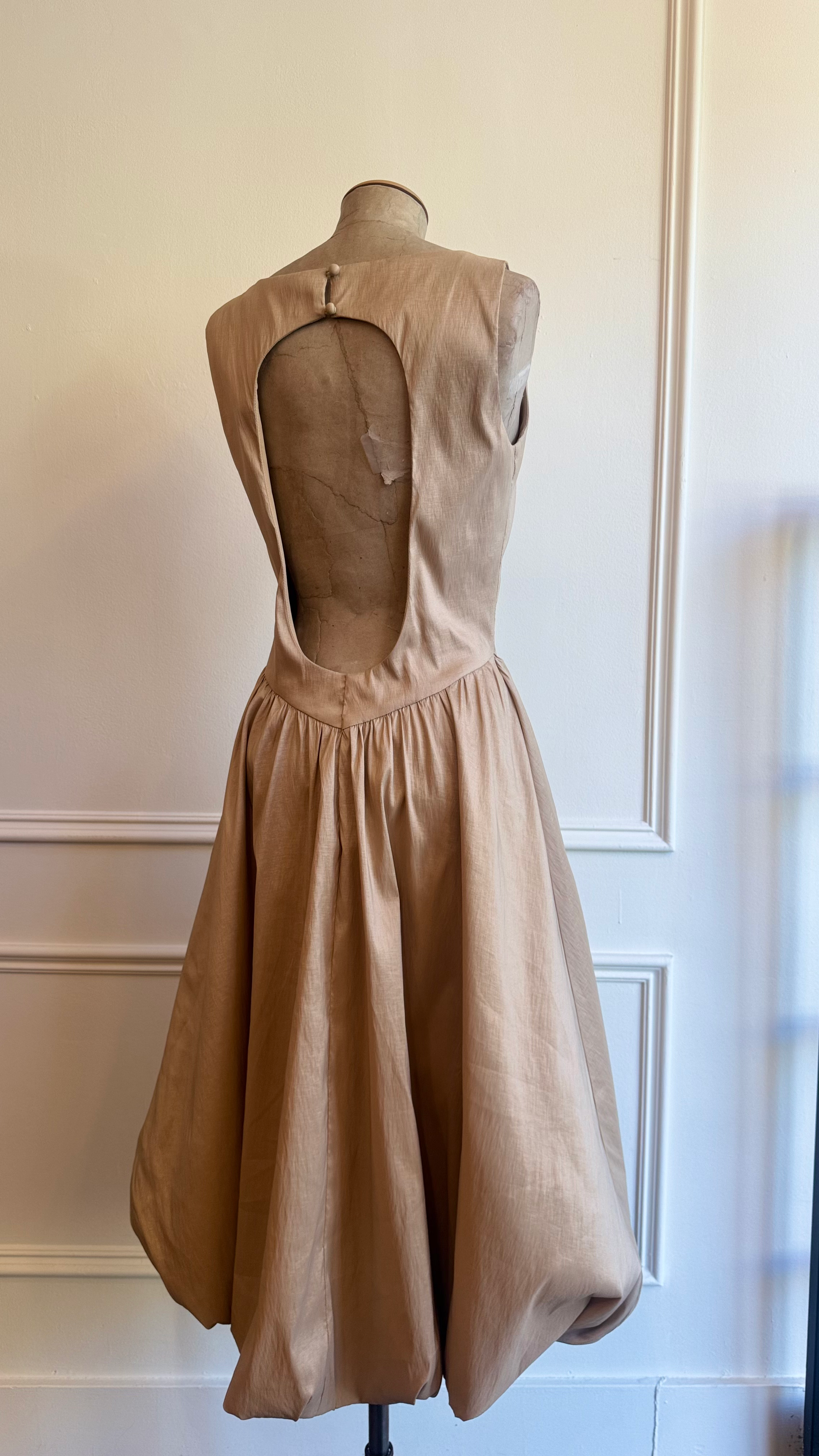 Open Back Balloom Hem Midi Dress