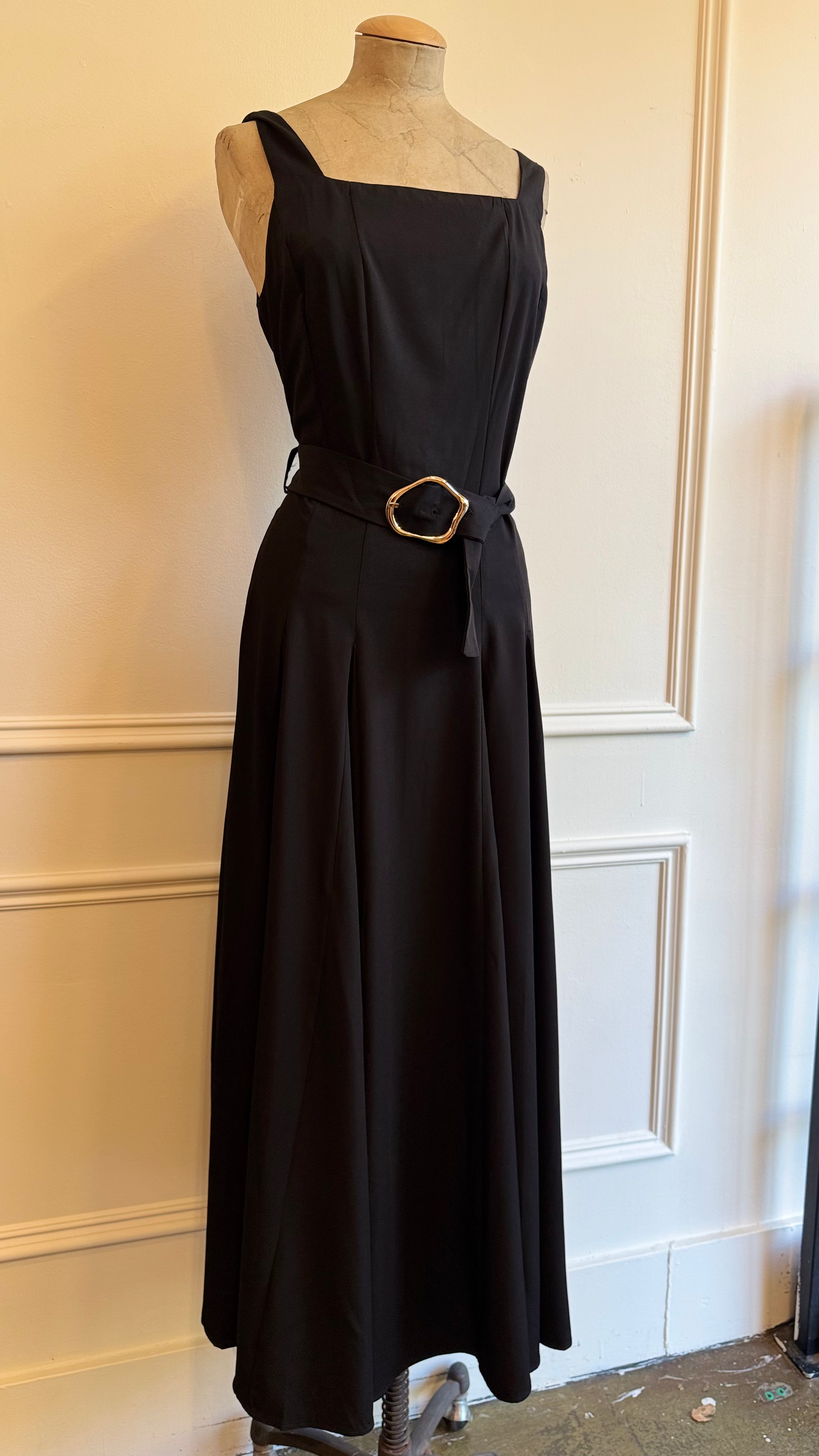 Square Neck Buckle Midi Dress