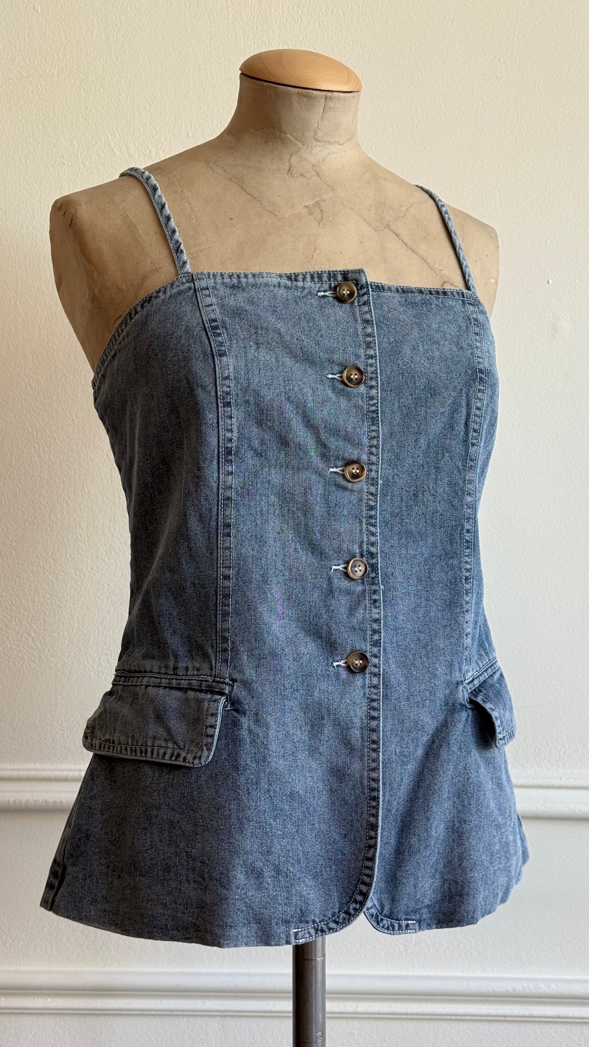 Jean top with buttons