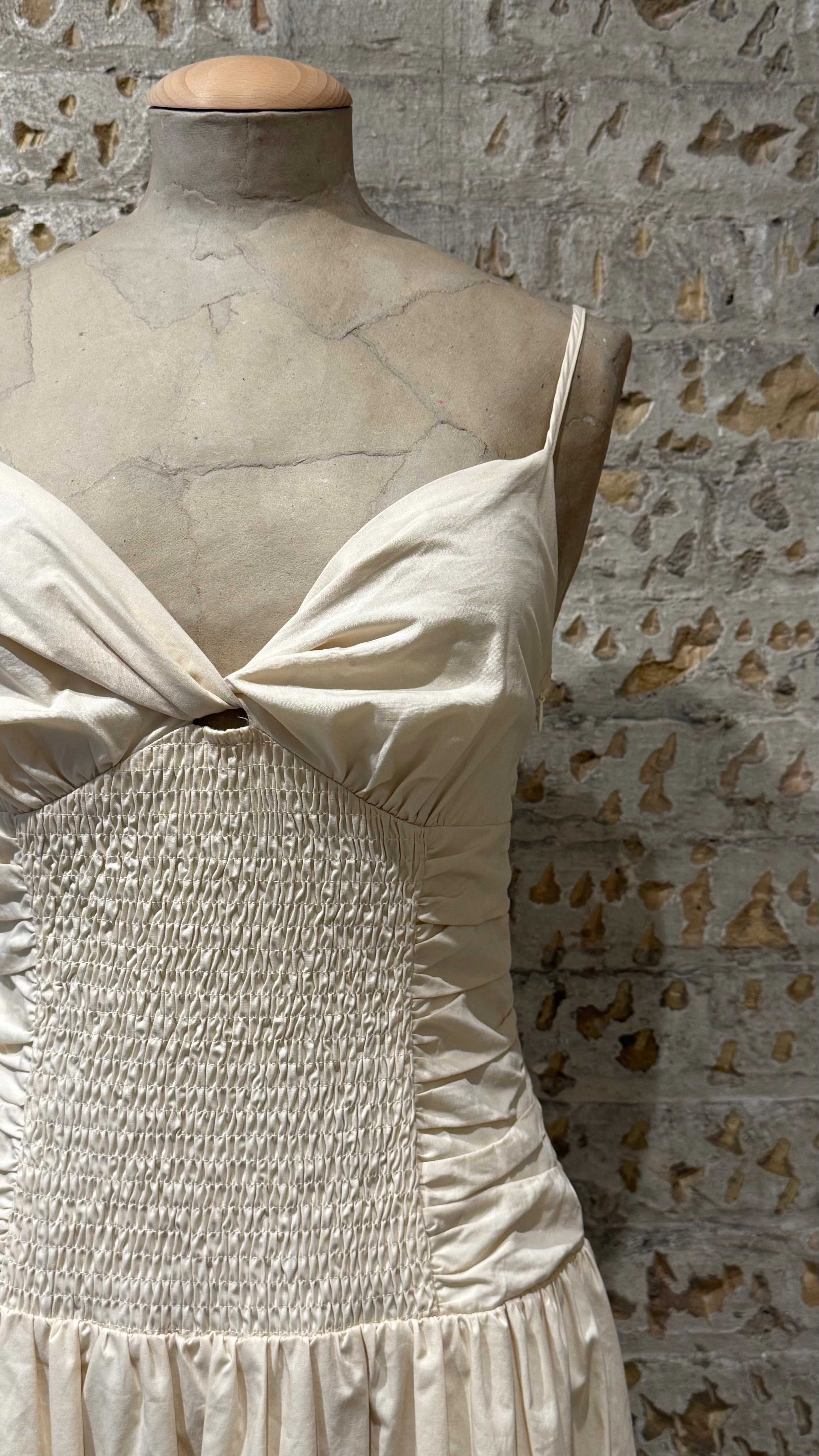 Beige Fluffy dress on the skirt