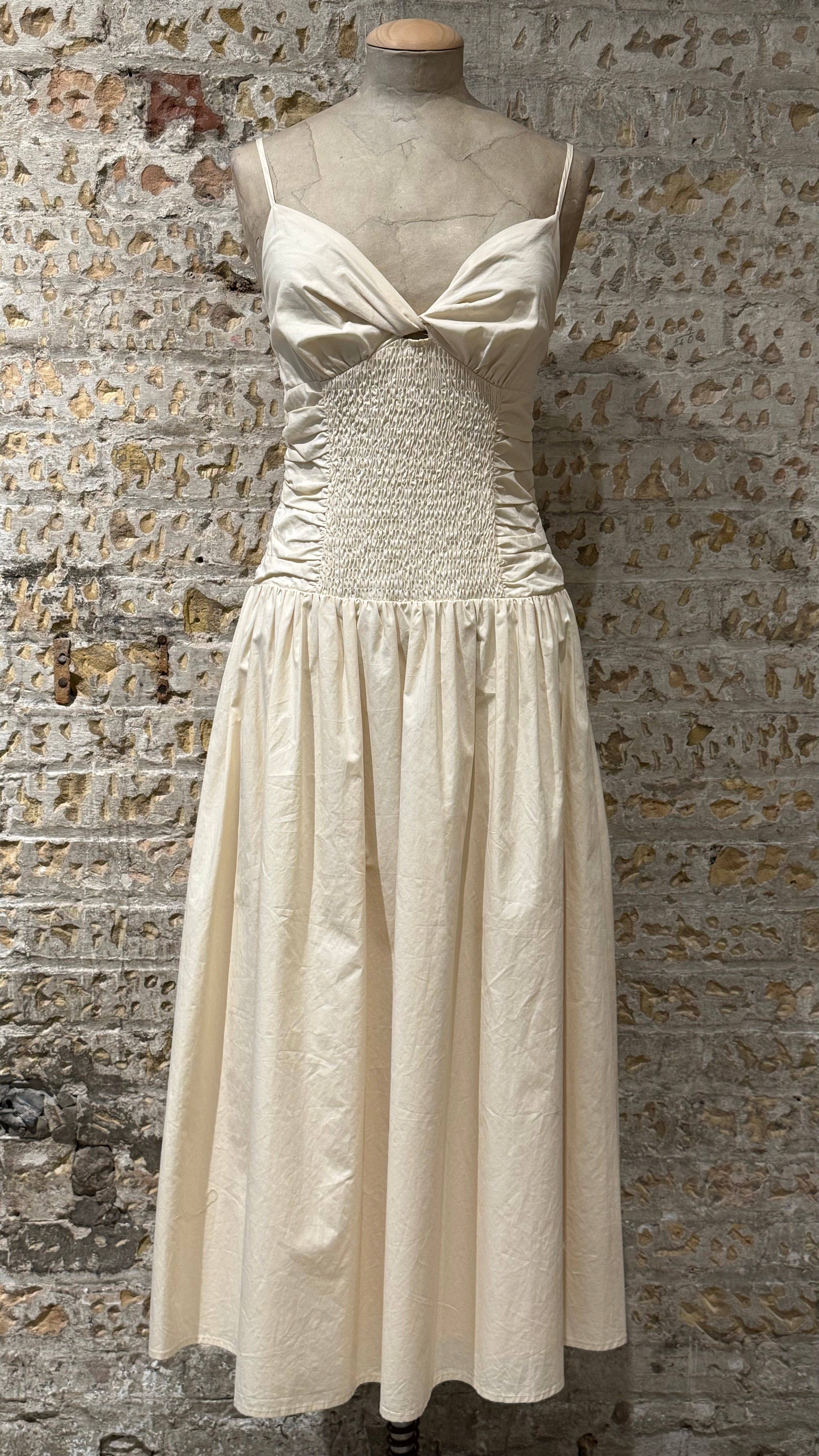 Beige Fluffy dress on the skirt