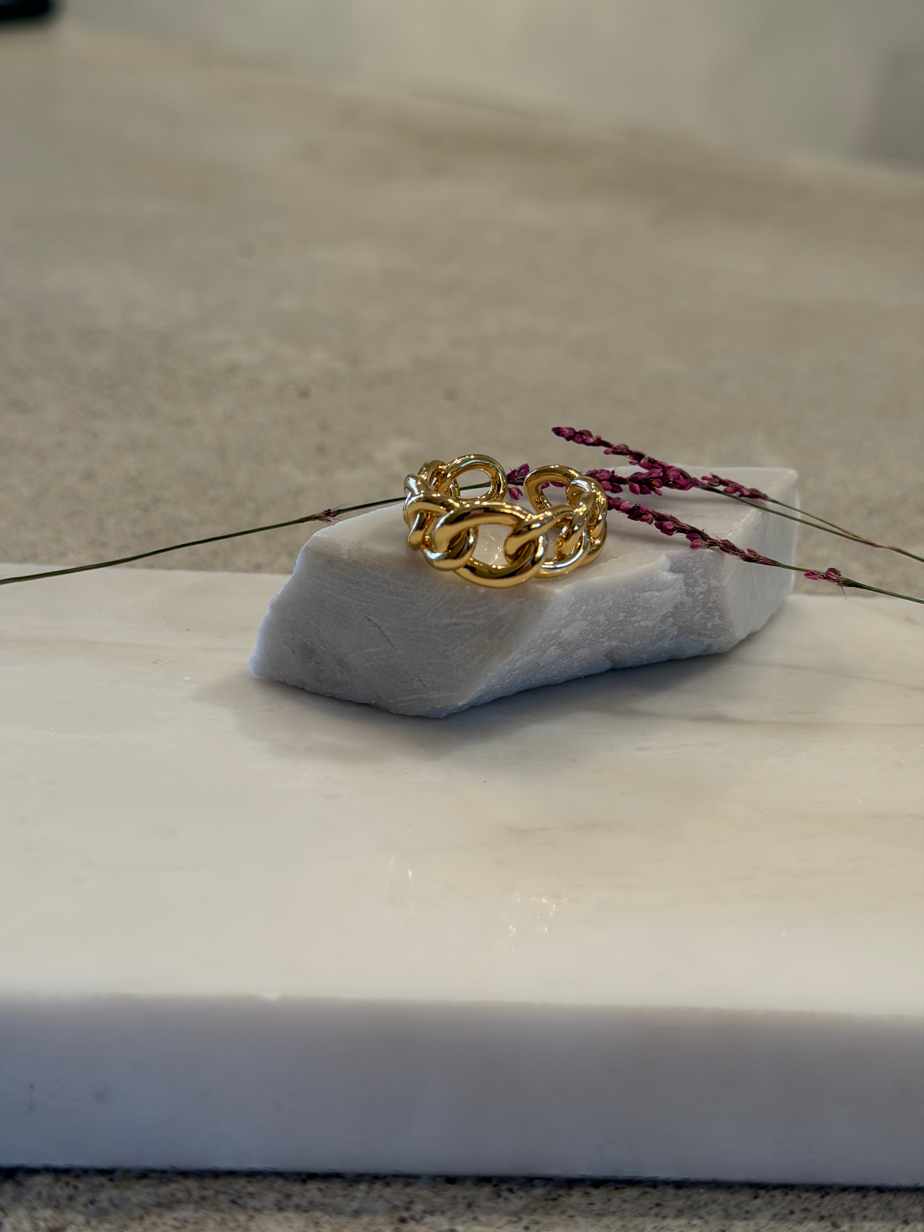 Chunky Chain Ring