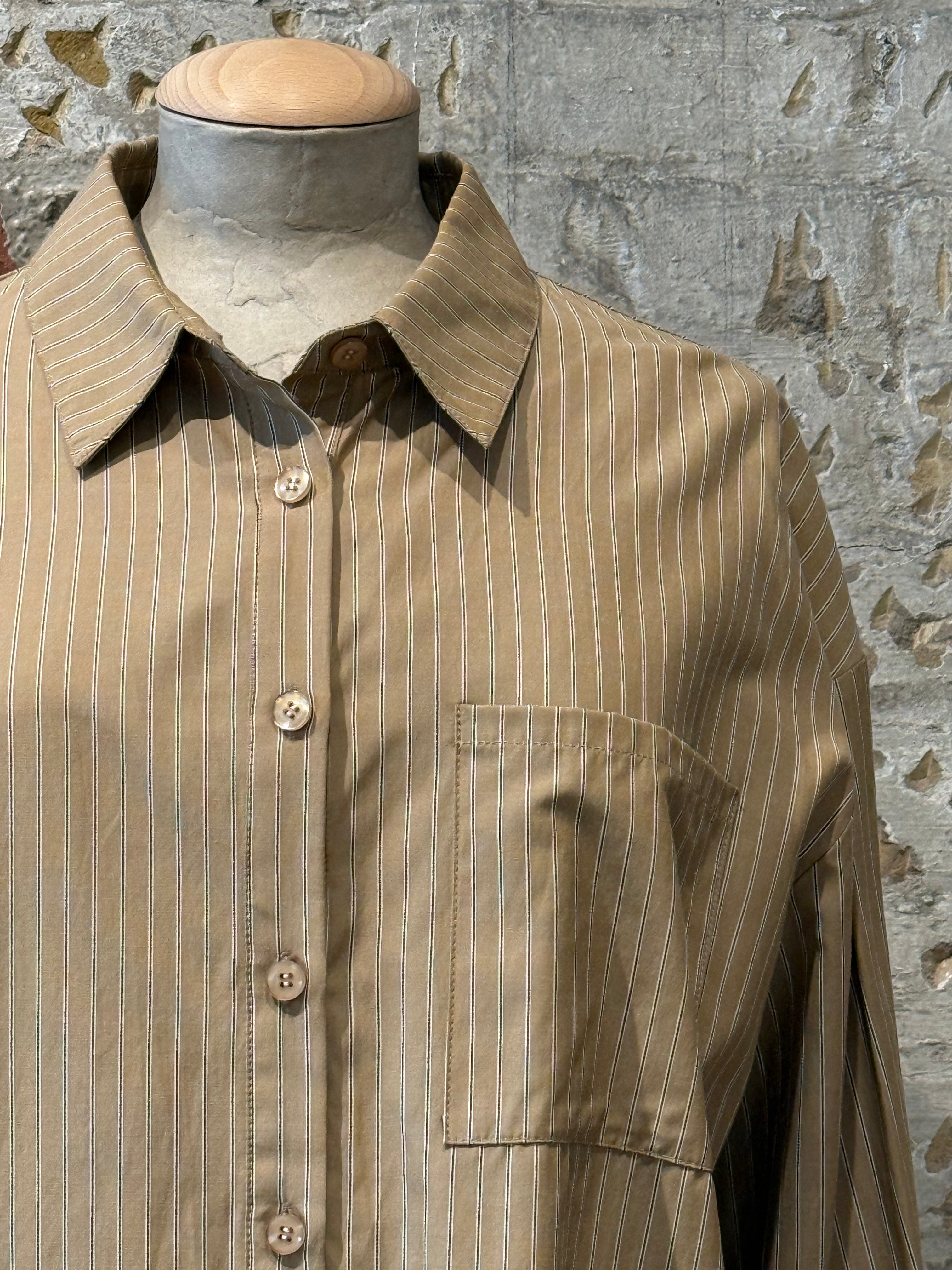 Long-sleeved shirt light brown with horizontal lines black and white
